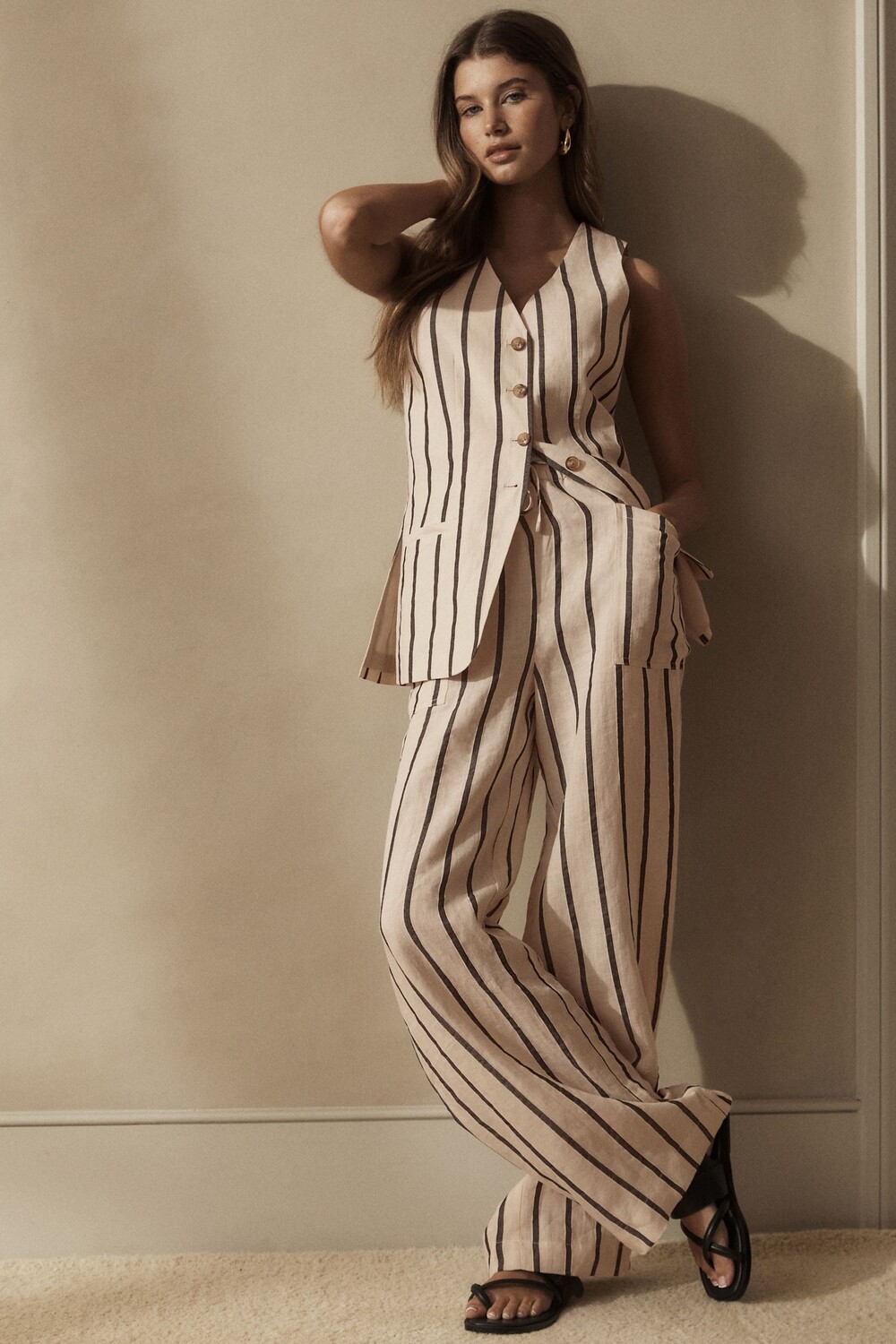 Комбинированные брюки с широкими штанинами и полосатым рисунком Next, экрю 
Комбинированные брюки с широкими штанинами и полосатым рисунком Next, экрю