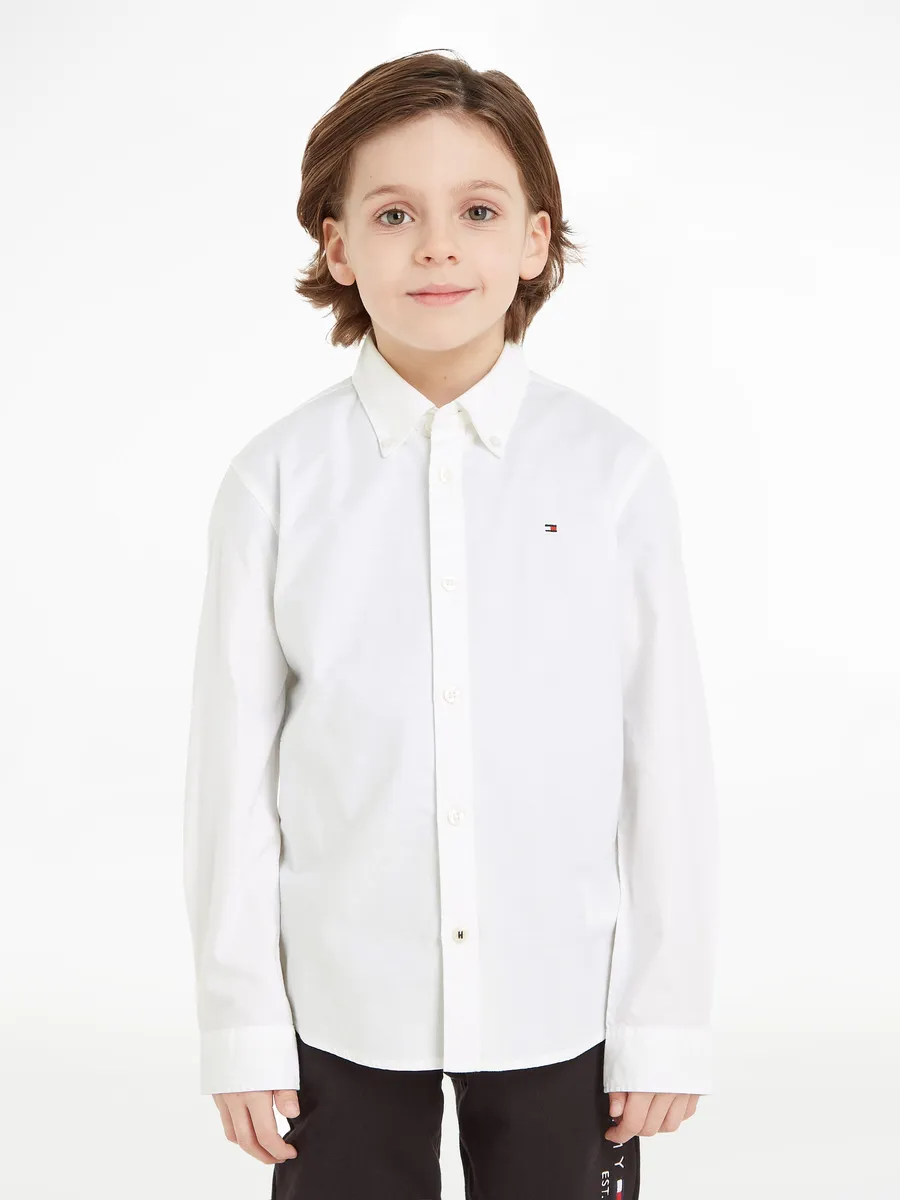 Рубашка Tommy Hilfiger с длинными рукавами "BOYS STRETCH OXFORD SHIRT L/S", дети до 16 лет, воротник на пуговицах, длинные рукава, флаг с логотипом, белый 
Рубашка Tommy Hilfiger с длинными рукавами "BOYS STRETCH OXFORD SHIRT L/S", дети до 16 лет, воротник на пуговицах, длинные рукава, флаг с логотипом, белый
