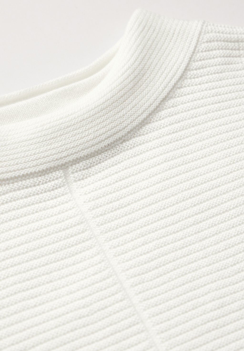 Джемпер STRUKTUR DOLMAN Cecil, молочный
Джемпер STRUKTUR DOLMAN Cecil, молочный