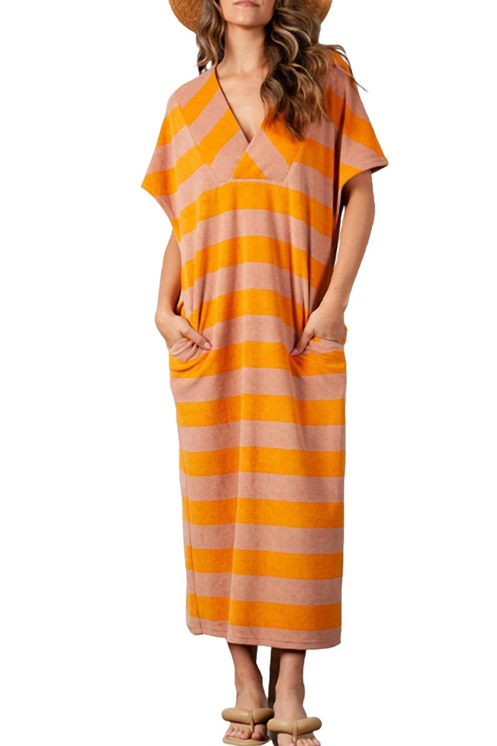 Полосатое хлопковое махровое макси-платье в оранжево-серую полоску LUCCA
Полосатое хлопковое махровое макси-платье в оранжево-серую полоску LUCCA