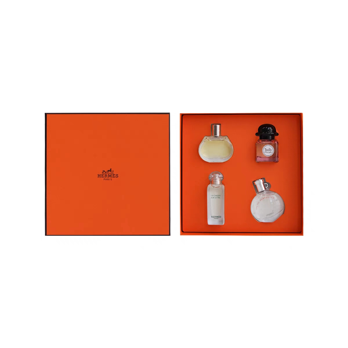 Набор миниатюр духов Hermès Eau De Parfum Eau De Toilette 7,5 мл *4 HERMES
Набор миниатюр духов Hermès Eau De Parfum Eau De Toilette 7,5 мл *4 HERMES