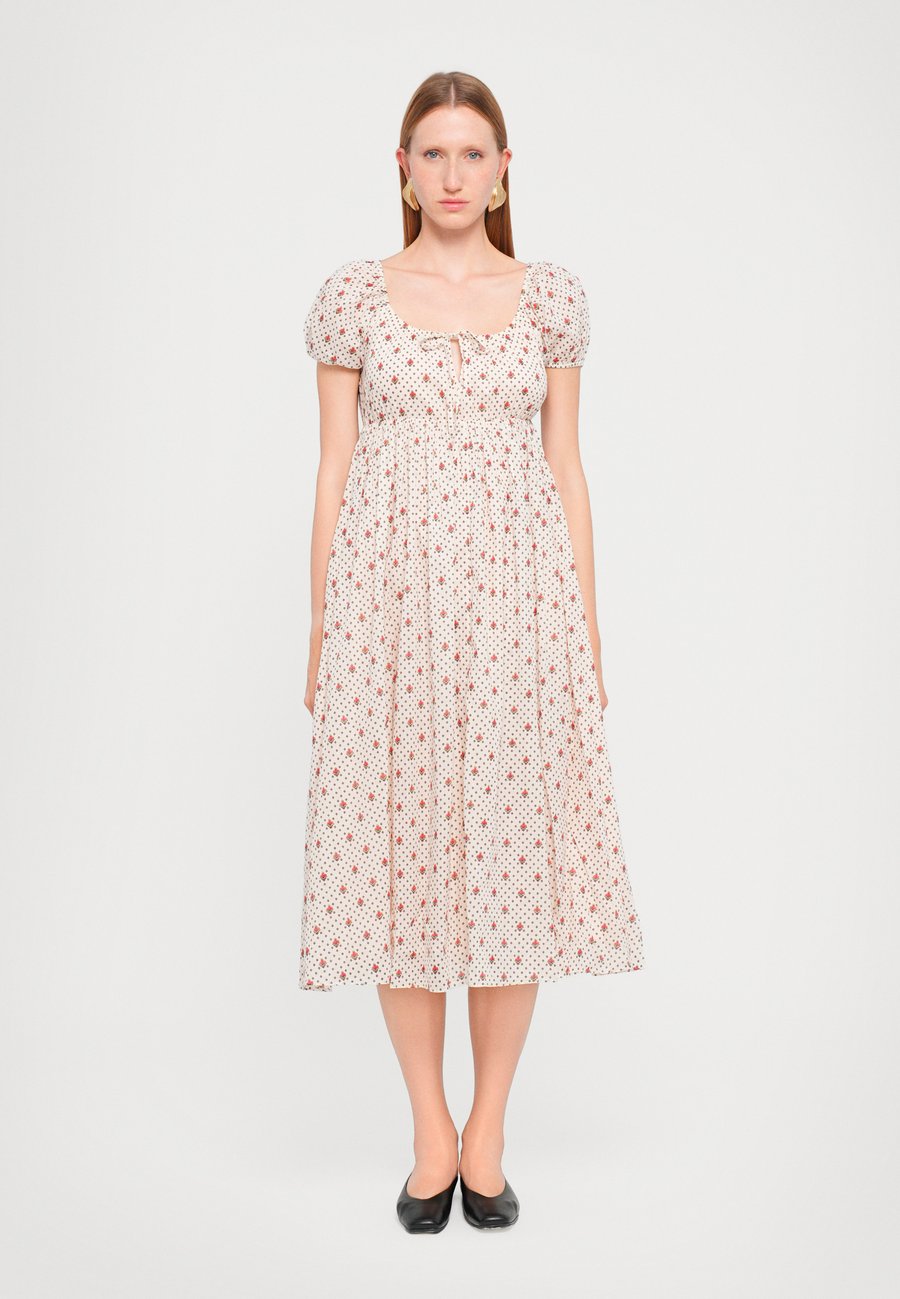 Платье MILLE CORALIE DRESS, Blush Foulard/Off-White
Платье MILLE CORALIE DRESS, Blush Foulard/Off-White