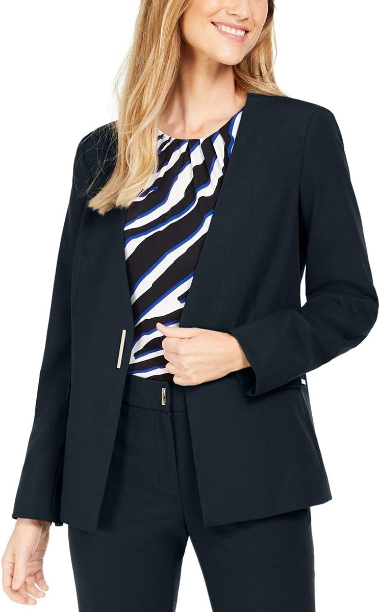 Женский костюм Calvin Klein, Black 3900
Женский костюм Calvin Klein, Black 3900