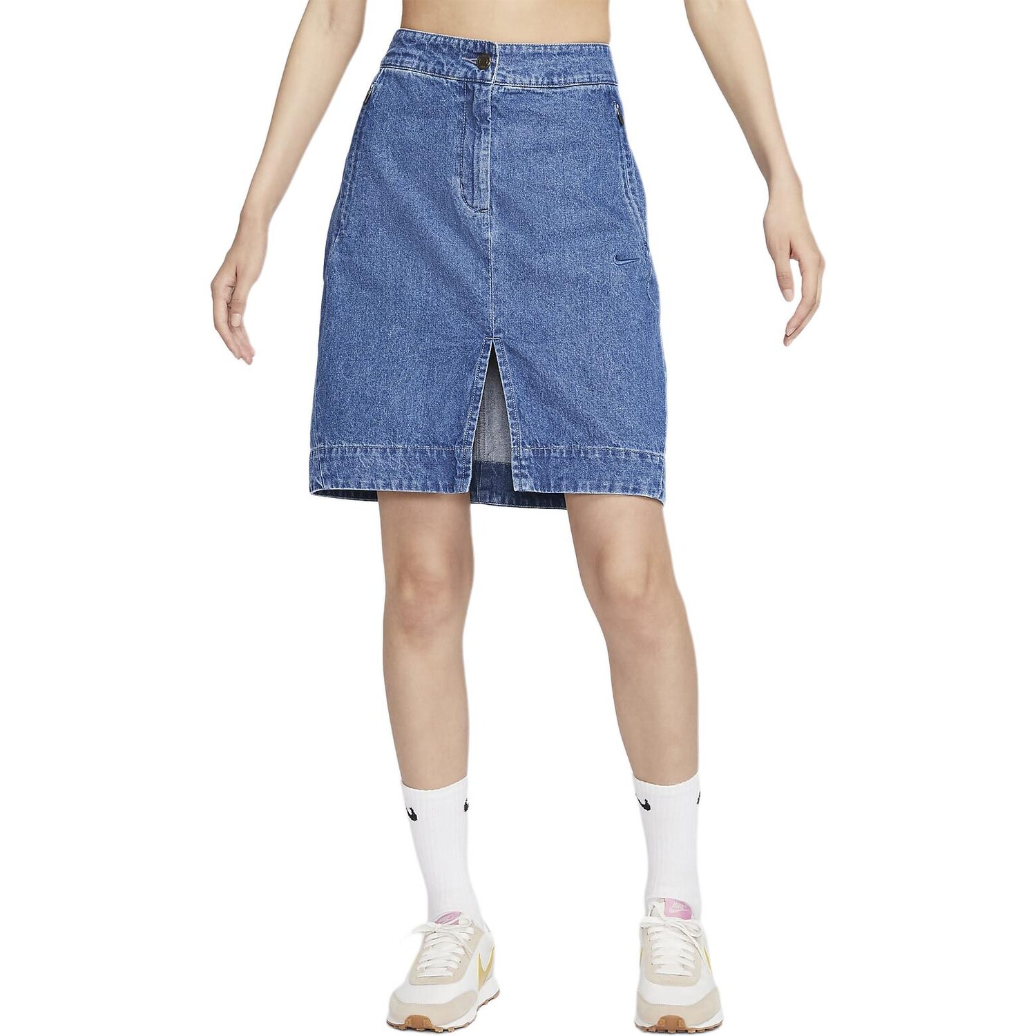 Спортивная джинсовая юбка женская средне-синяя Nike
Спортивная джинсовая юбка женская средне-синяя Nike