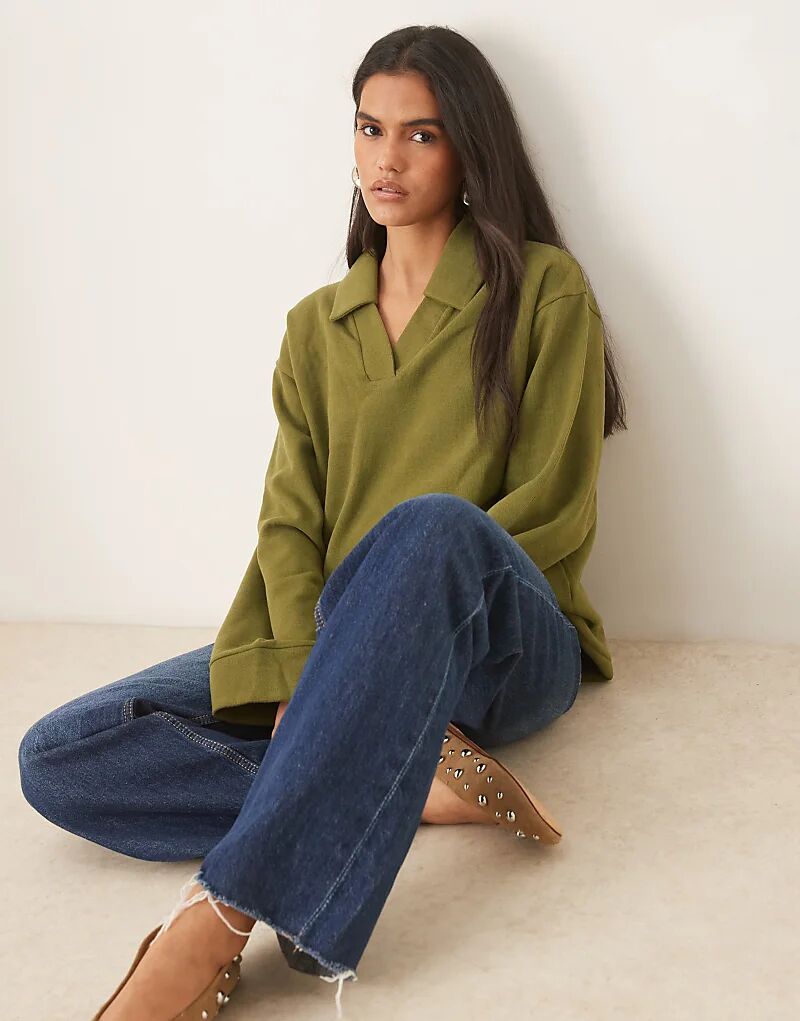 Супермягкая футболка с длинным рукавом и воротником-стойкой ASOS DESIGN цвета хаки.
Супермягкая футболка с длинным рукавом и воротником-стойкой ASOS DESIGN цвета хаки.