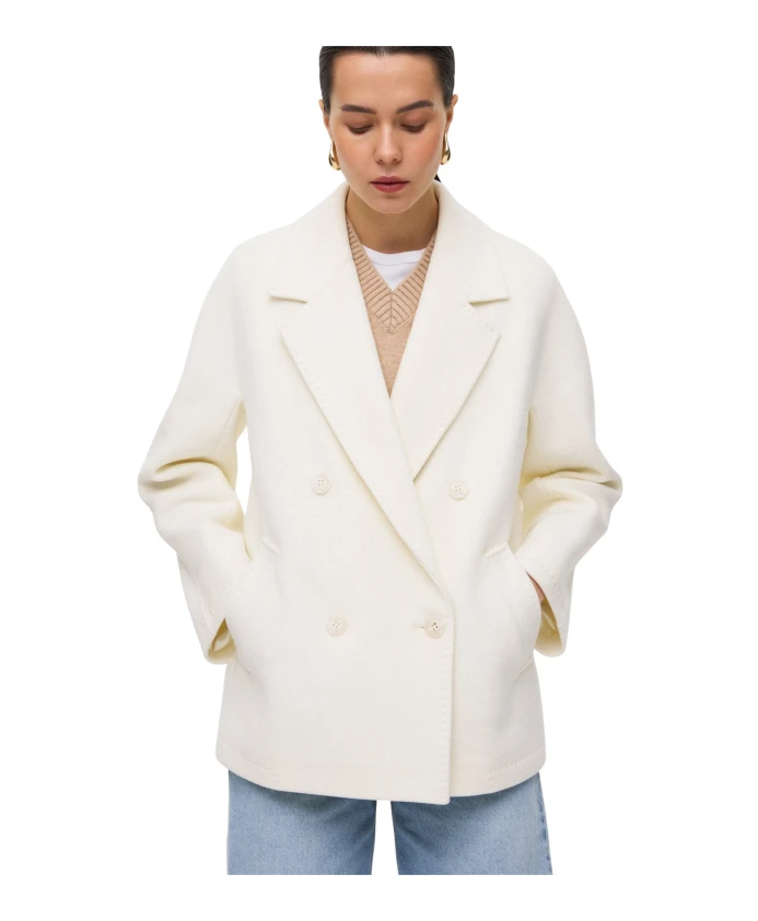 Короткое двубортное белое пальто из шерсти Estro, белый
Короткое двубортное белое пальто из шерсти Estro, белый