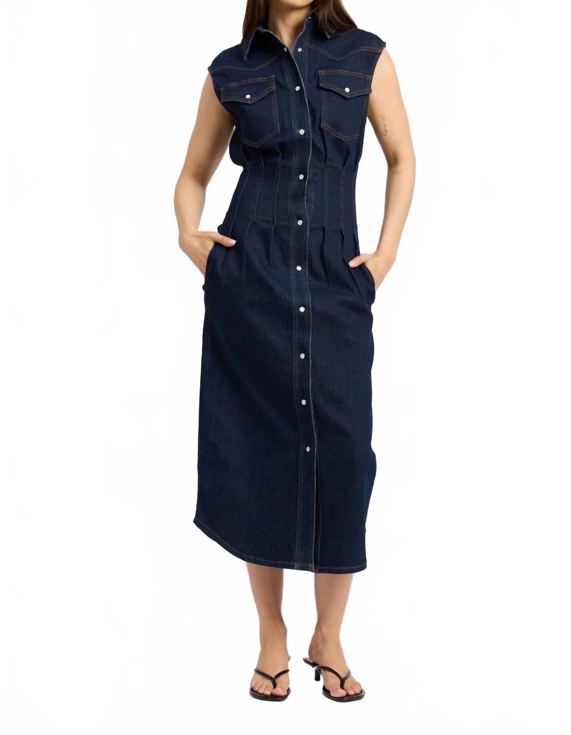 Элиана Миди платье в индиго En Saison
Элиана Миди платье в индиго En Saison