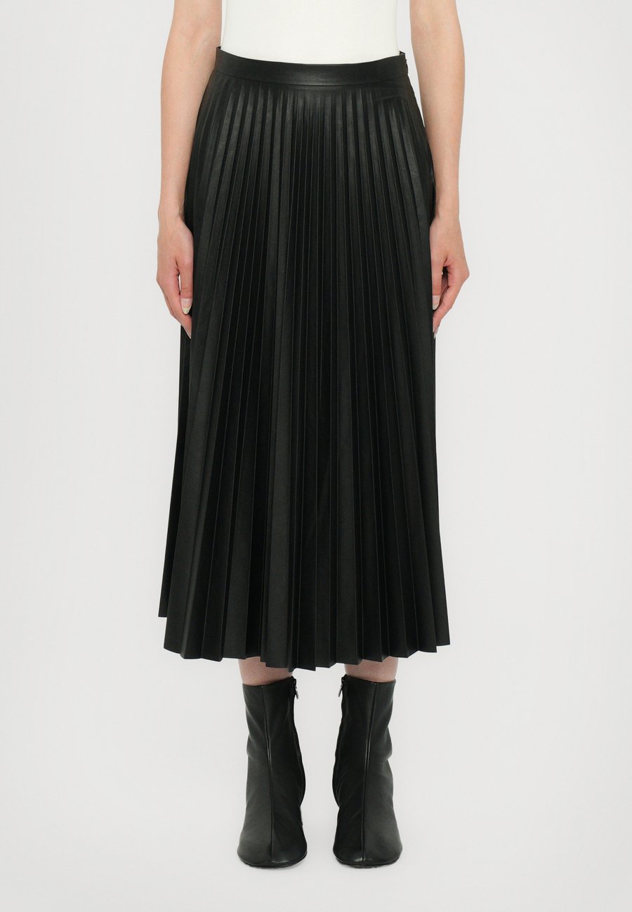 Юбка MM6 Maison Margiela SKIRT, Black
Юбка MM6 Maison Margiela SKIRT, Black