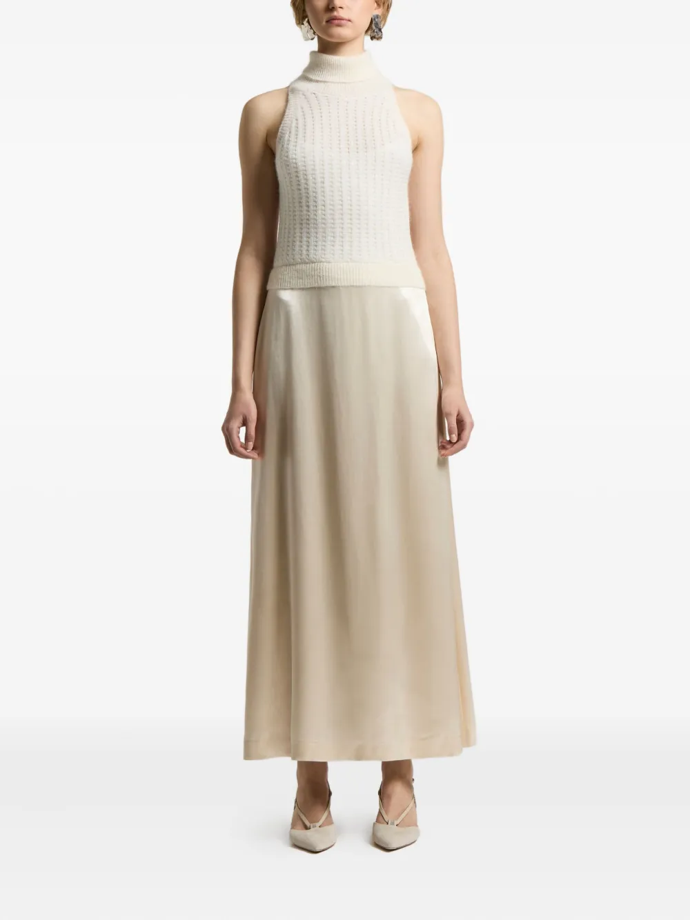 Атласное макси-платье с высоким воротом Peserico, белый
Атласное макси-платье с высоким воротом Peserico, белый