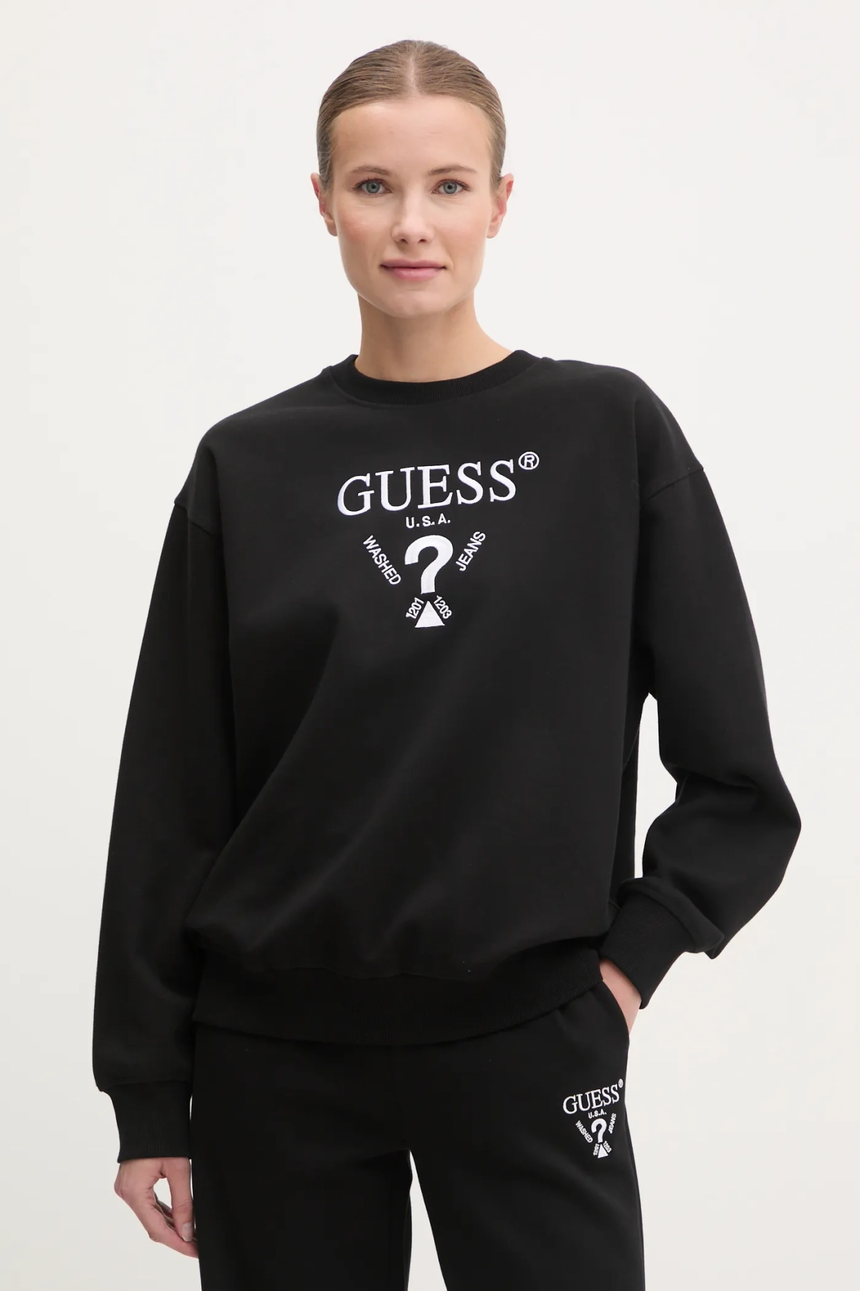РОБЕРТА толстовка Guess, черный
РОБЕРТА толстовка Guess, черный