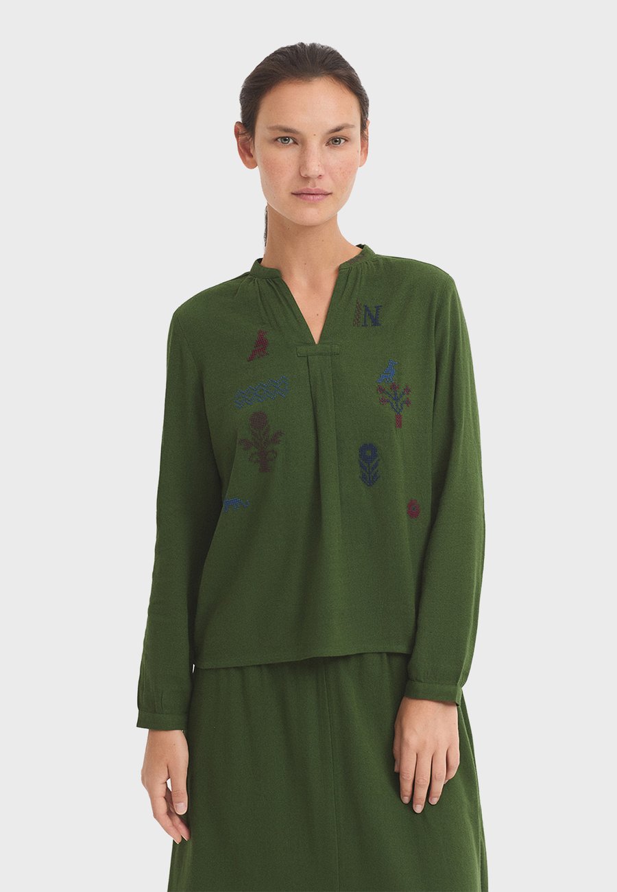 Блуза Nice Things Blouse, Dark Khaki/Dark Green
Блуза Nice Things Blouse, Dark Khaki/Dark Green