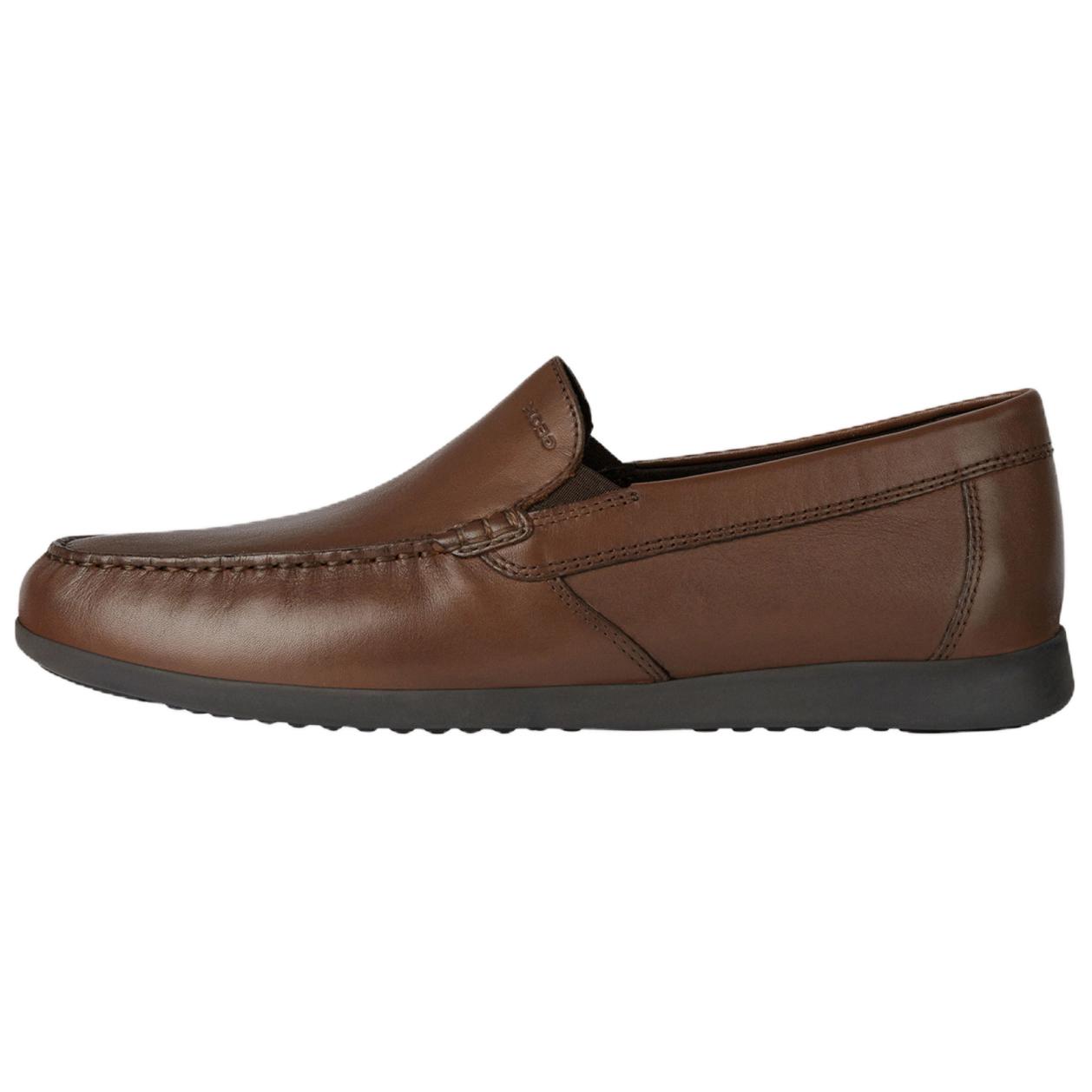 GEOX Мужские повседневные туфли с низким верхом, коричневые 
GEOX Мужские повседневные туфли с низким верхом, коричневые