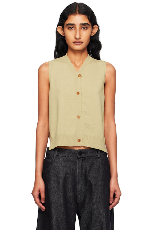 Кардиган-жилет из мериносовой шерсти Cordera, цвет butter
Кардиган-жилет из мериносовой шерсти Cordera, цвет butter
