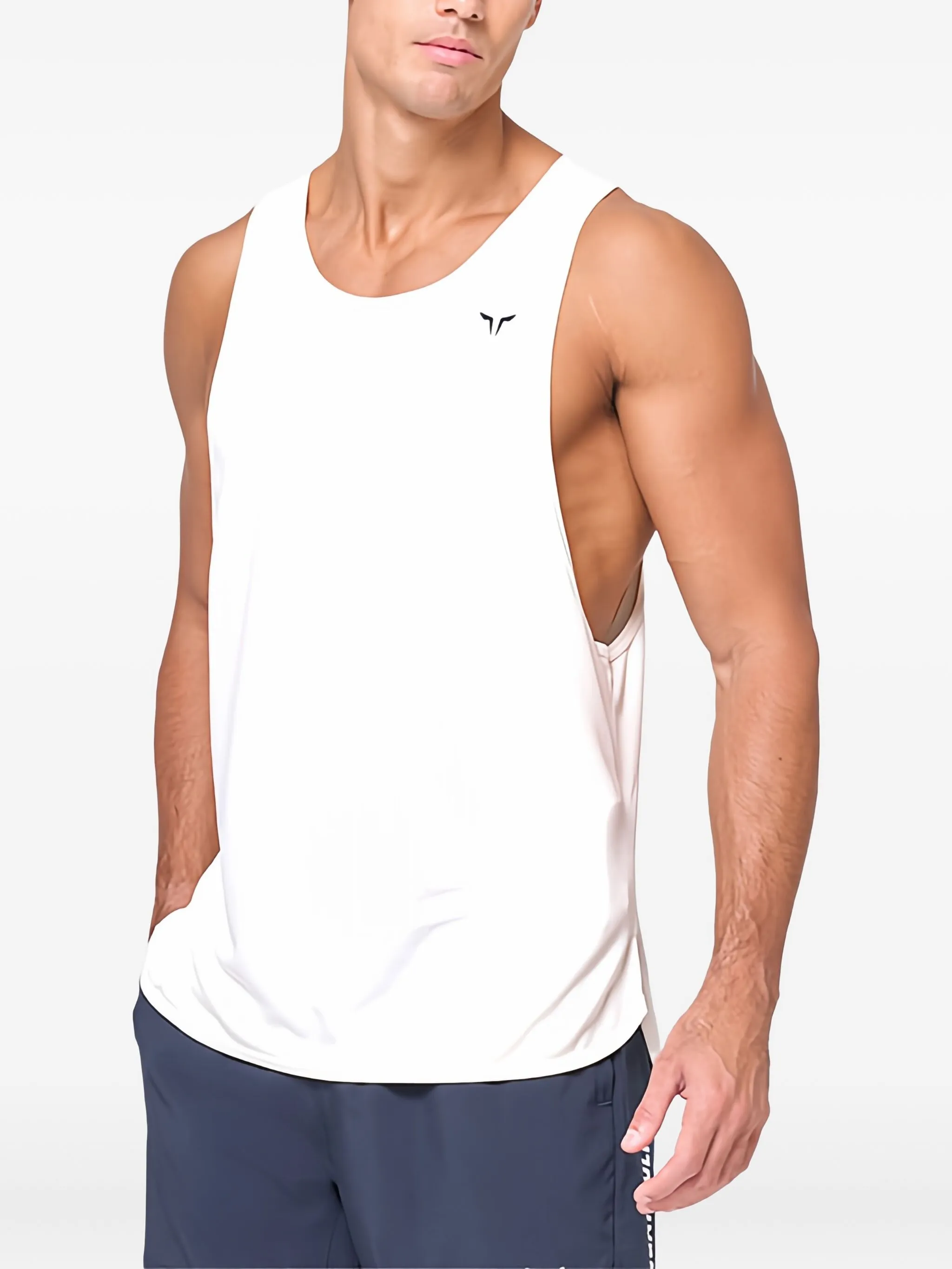 Топ с U-образным вырезом и логотипом Squatwolf, белый
Топ с U-образным вырезом и логотипом Squatwolf, белый