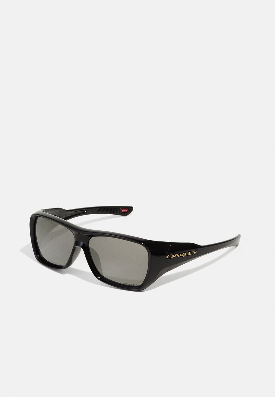 Солнцезащитные очки Oakley CHAMINADE UNISEX, Black
Солнцезащитные очки Oakley CHAMINADE UNISEX, Black