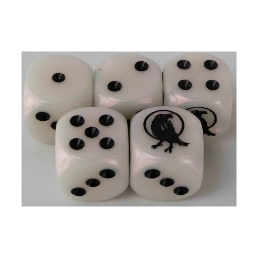 d6 16 мм, кубики цвета ворона, перламутровый с черным (5), Dice & Supplies (Unidentifiable Publisher)
d6 16 мм, кубики цвета ворона, перламутровый с черным (5), Dice & Supplies (Unidentifiable Publisher)