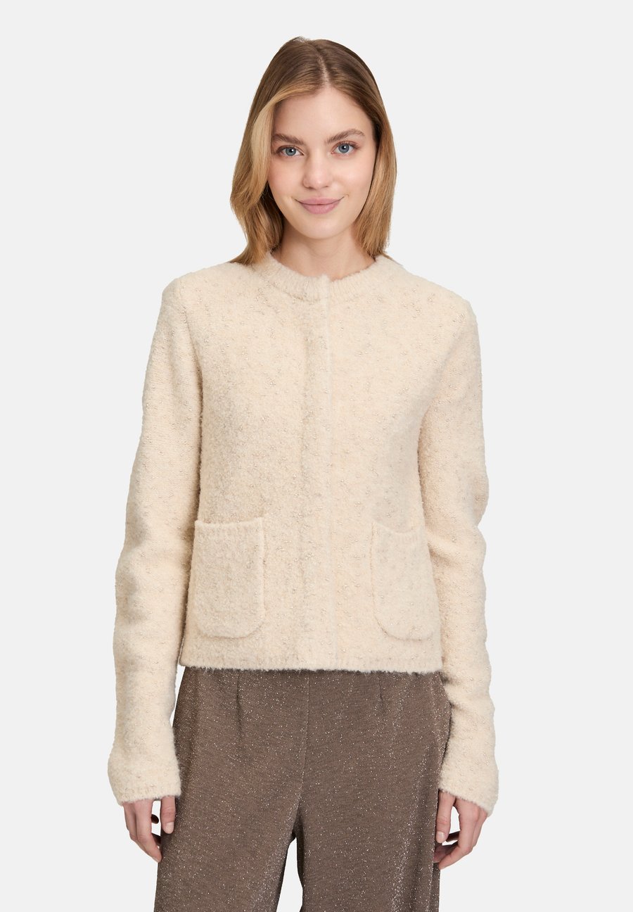 Кардиган Betty Barclay Cardigan, Beige
Кардиган Betty Barclay Cardigan, Beige