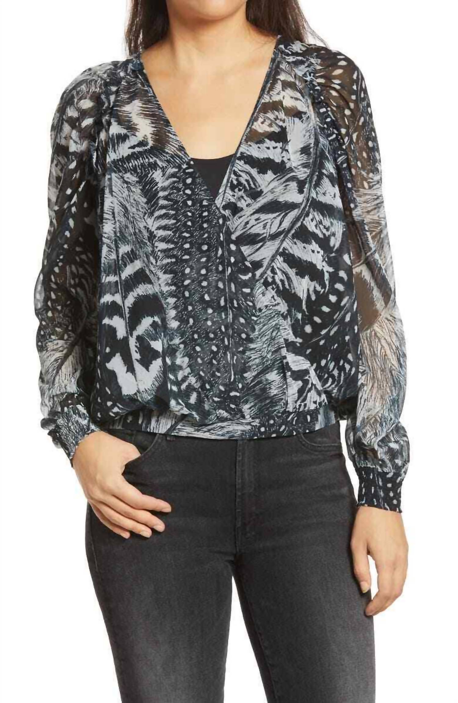 Блузка Fara Stretto с V-образным вырезом и длинными рукавами, черного цвета All Saints
Блузка Fara Stretto с V-образным вырезом и длинными рукавами, черного цвета All Saints