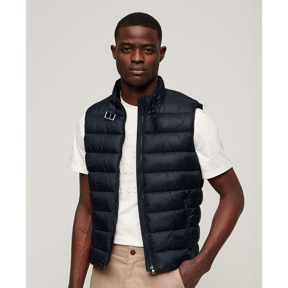 Жилет Superdry M5011845A Vest, синий
Жилет Superdry M5011845A Vest, синий