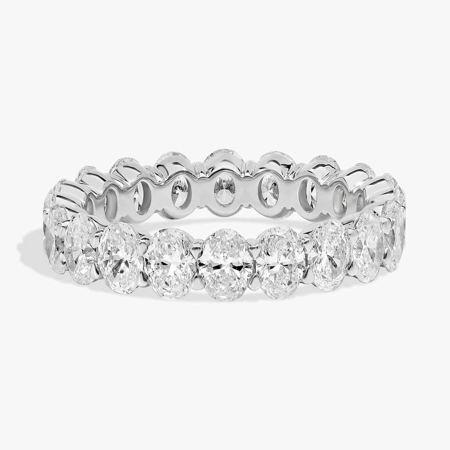 Кольцо Eternity с выращенным в лаборатории бриллиантом овальной огранки из белого золота 14 карат (3 карата Tw. - FG / VS2-SI1) Blue Nile
Кольцо Eternity с выращенным в лаборатории бриллиантом овальной огранки из белого золота 14 карат (3 карата Tw. - FG / VS2-SI1) Blue Nile