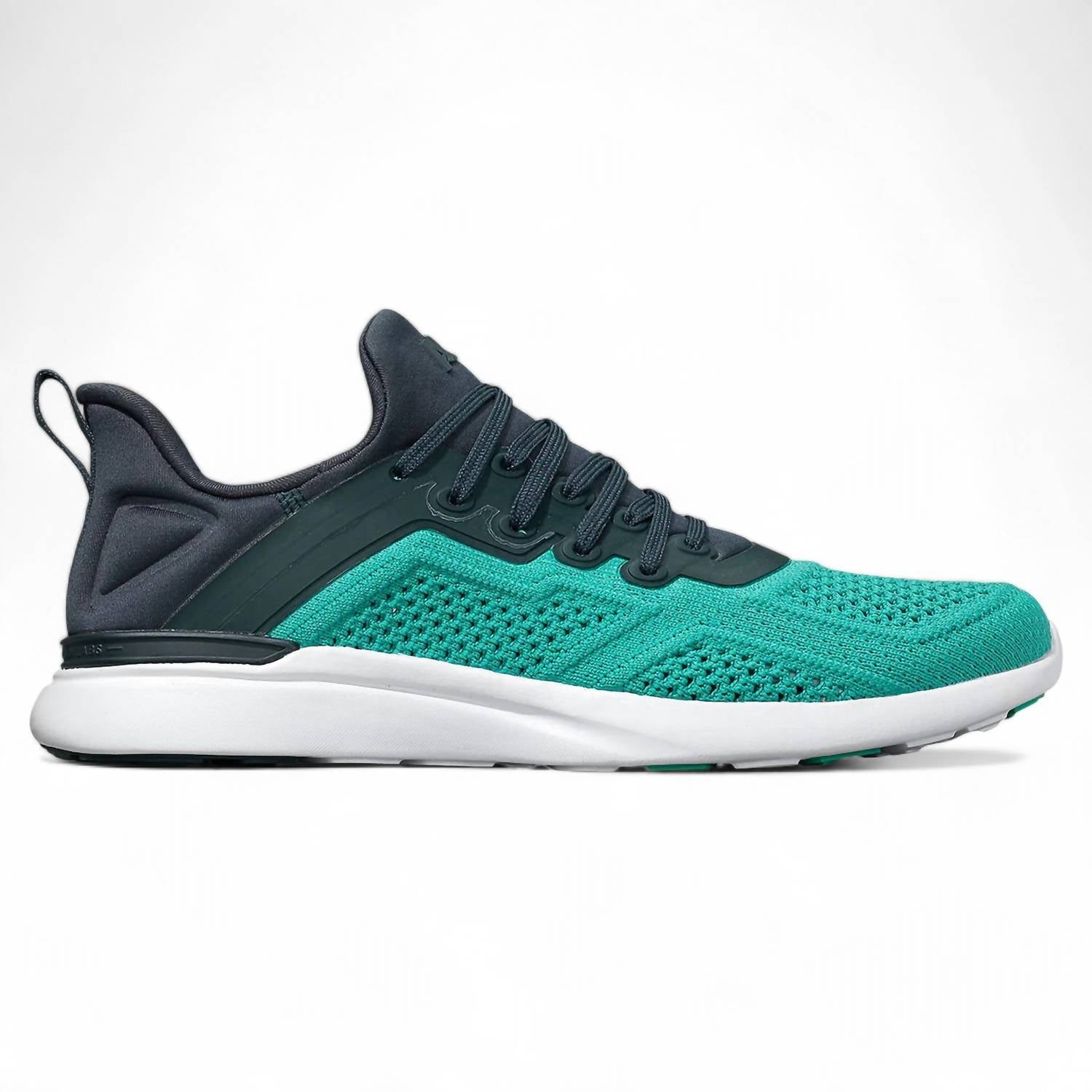 Мужские кроссовки Techloom Tracer в цвете Midnight Jungle / Tropical Green / White APL
Мужские кроссовки Techloom Tracer в цвете Midnight Jungle / Tropical Green / White APL