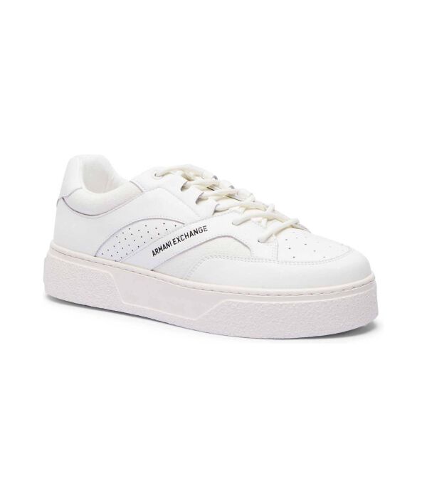 Кожаные кроссовки Armani Exchange, белый
Кожаные кроссовки Armani Exchange, белый