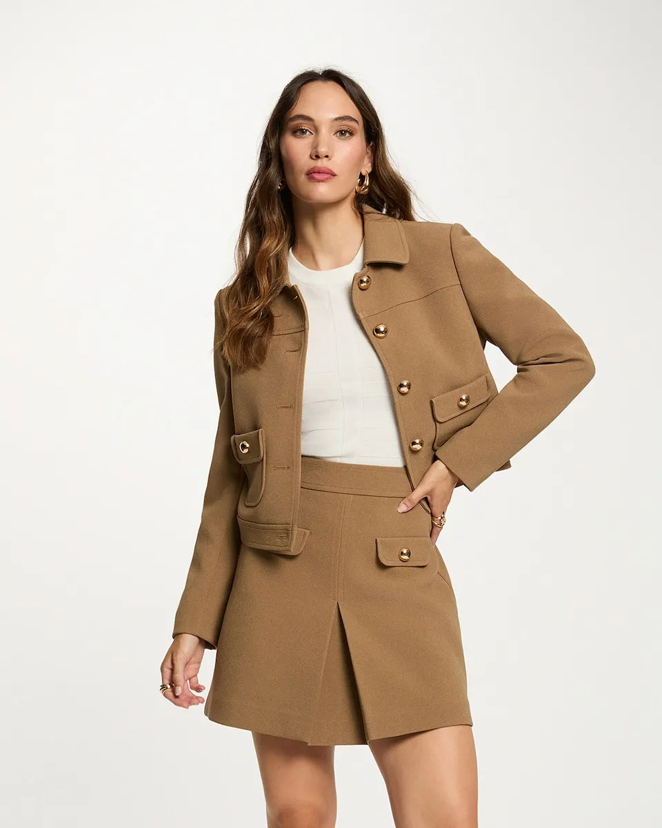 Женская короткая куртка с итальянскими карманами Morgan, коричневый
Женская короткая куртка с итальянскими карманами Morgan, коричневый