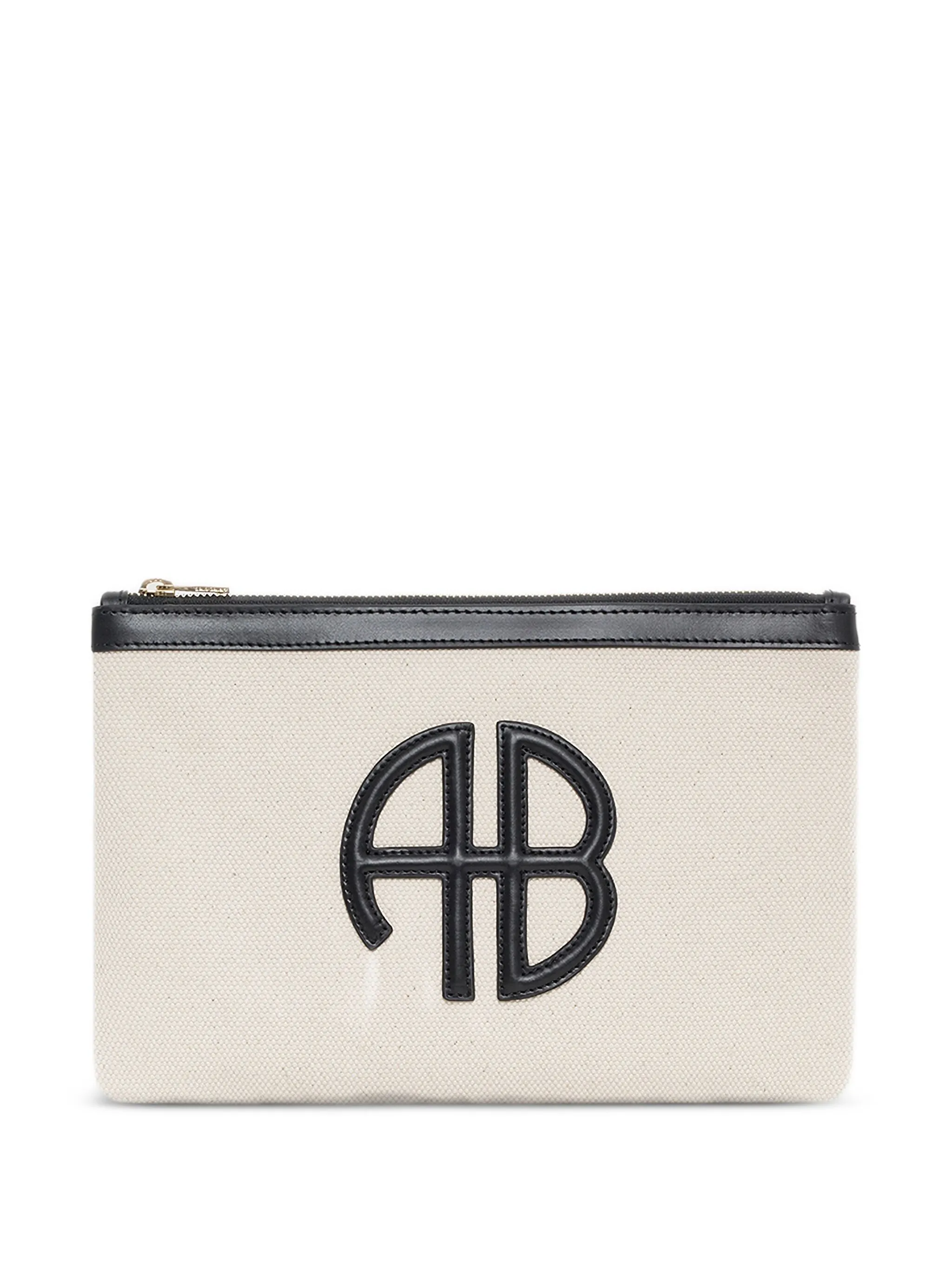 Клатч Lili Anine Bing, бежевый
Клатч Lili Anine Bing, бежевый