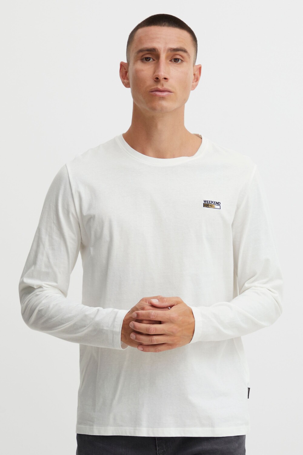 Лонгслив BLEND Langarmshirt Tee 20714563, белый
Лонгслив BLEND Langarmshirt Tee 20714563, белый