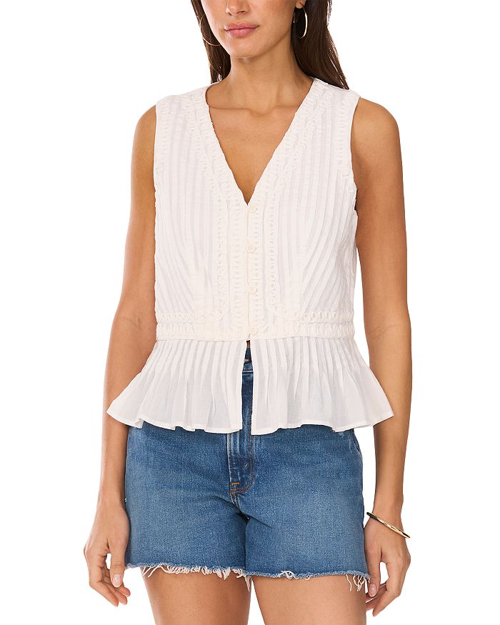 Топ с V-образным вырезом и плиссированной баской Pintuck VINCE CAMUTO, белый 
Топ с V-образным вырезом и плиссированной баской Pintuck VINCE CAMUTO, белый