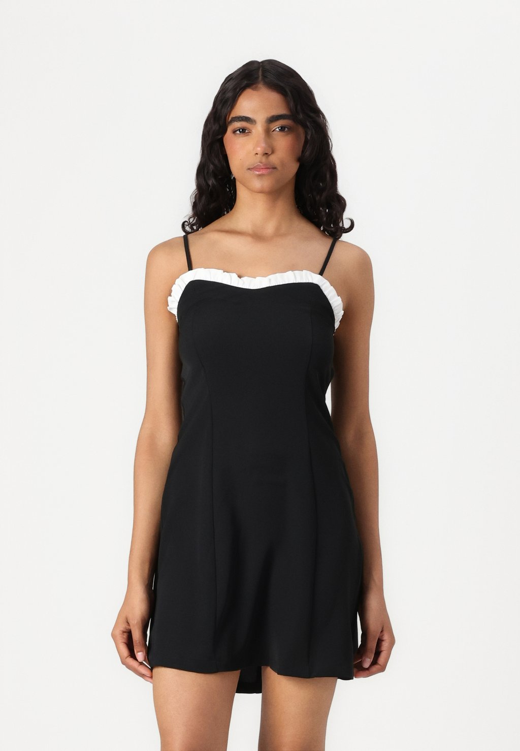 Повседневное платье Even&Odd by Zalando, черный
Повседневное платье Even&Odd by Zalando, черный