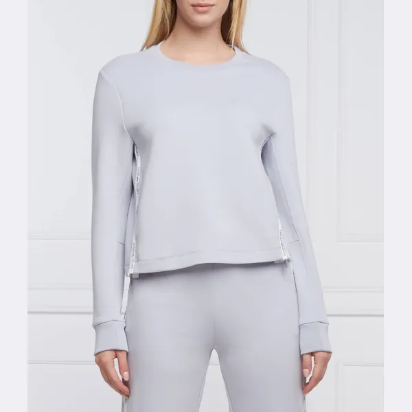 Укороченная толстовка Emporio Armani, синий
Укороченная толстовка Emporio Armani, синий