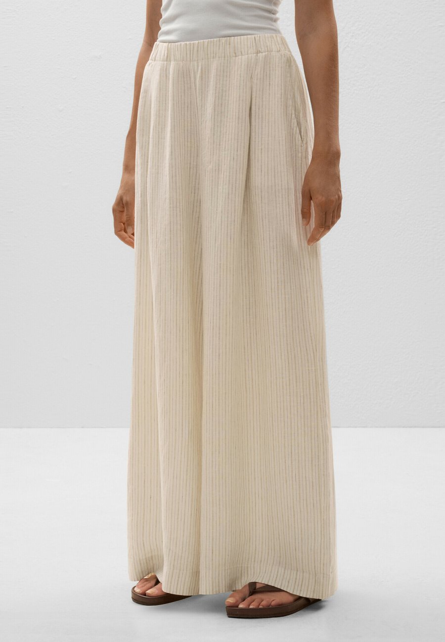 Брюки OYSHO STRIPED WIDE-LEG, Beige
Брюки OYSHO STRIPED WIDE-LEG, Beige