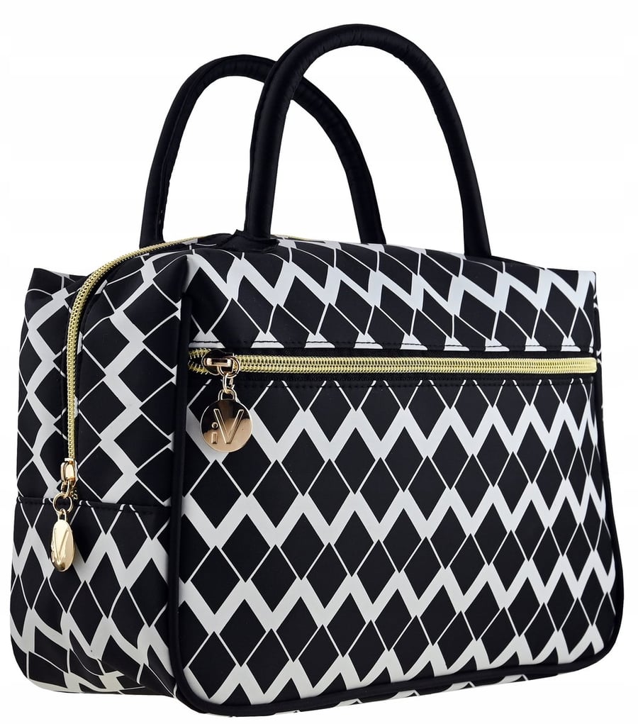 Женская косметичка-органайзер, чехол-сумка INTER-VION серии BLACK&WHITE
Женская косметичка-органайзер, чехол-сумка INTER-VION серии BLACK&WHITE