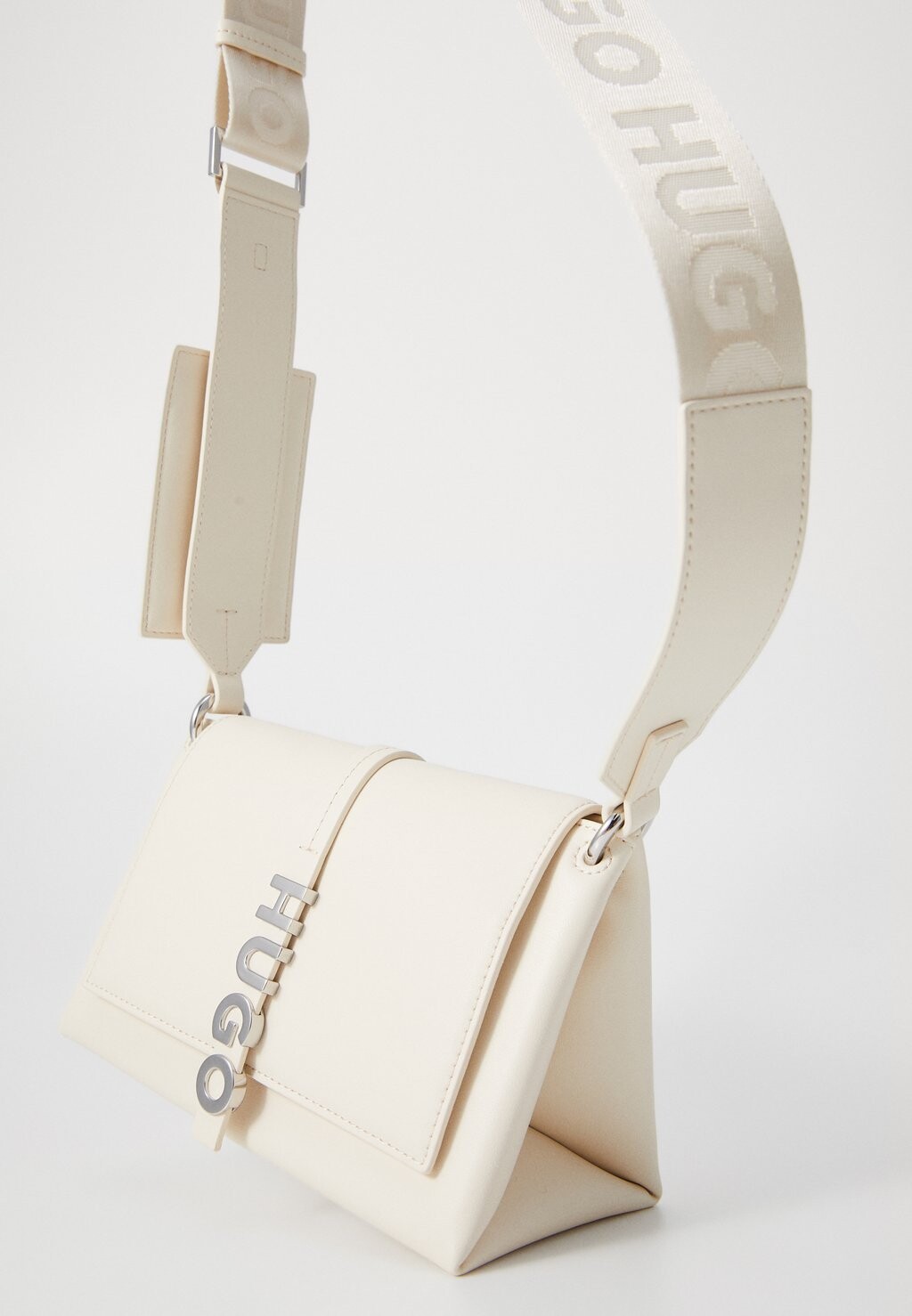 Сумка через плечо MEL CROSSBODY HUGO, молочный, Белый, Сумка через плечо MEL CROSSBODY HUGO, молочный
Сумка через плечо MEL CROSSBODY HUGO, молочный, Белый, Сумка через плечо MEL CROSSBODY HUGO, молочный