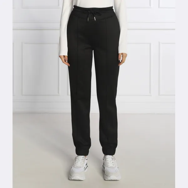 Спортивные брюки Armelle обычного кроя Guess, черный
Спортивные брюки Armelle обычного кроя Guess, черный