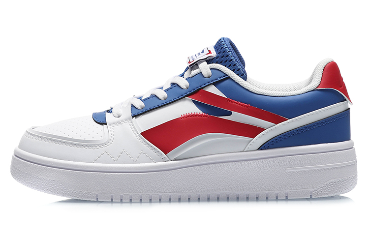 LINING YOUNG ЛиНинг нескользящие, износостойкие и сбалансированные низкие скейтерские кроссовки бело-голубые подростковые
LINING YOUNG ЛиНинг нескользящие, износостойкие и сбалансированные низкие скейтерские кроссовки бело-голубые подростковые