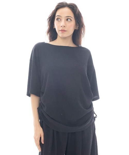 Женская футболка с коротким рукавом в полоску из крепа, с сборками BILLABONG, черный
Женская футболка с коротким рукавом в полоску из крепа, с сборками BILLABONG, черный