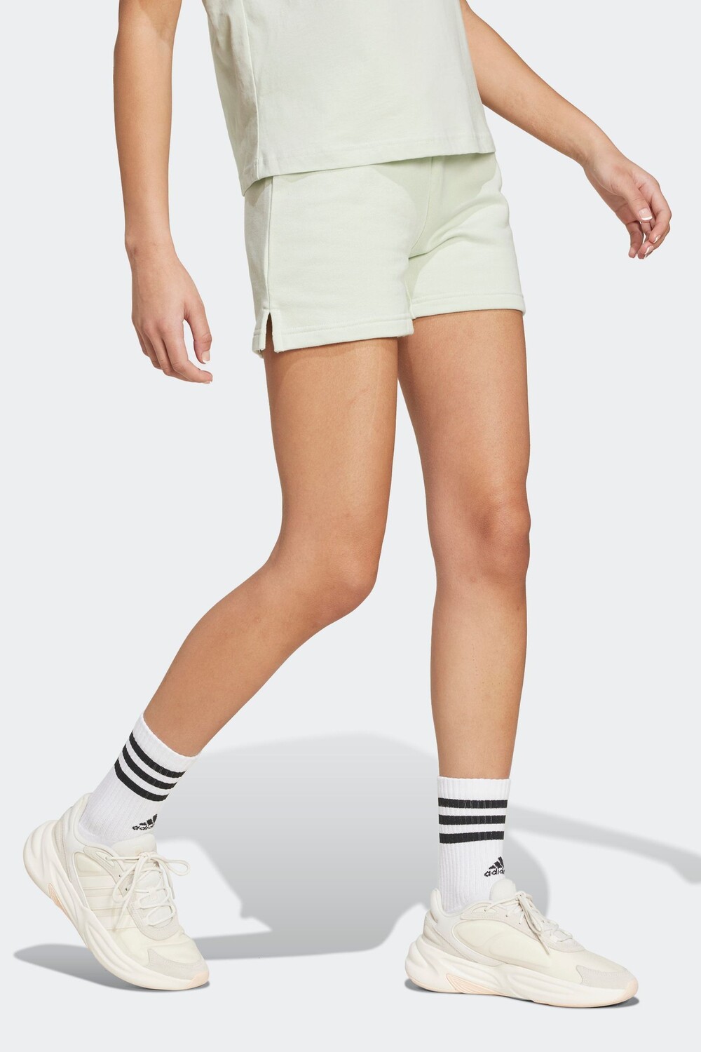 Спортивная одежда Essentials шорты из 100% хлопка французского трикотажа Adidas, зеленый
Спортивная одежда Essentials шорты из 100% хлопка французского трикотажа Adidas, зеленый