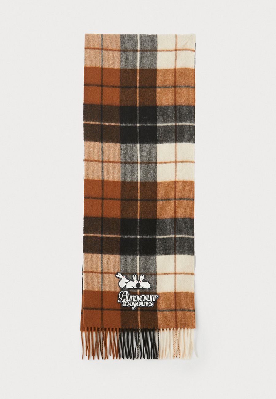 Шарф Carne Bollente RABBIT WRAP UP UNISEX, Tartan/Dark Red
Шарф Carne Bollente RABBIT WRAP UP UNISEX, Tartan/Dark Red