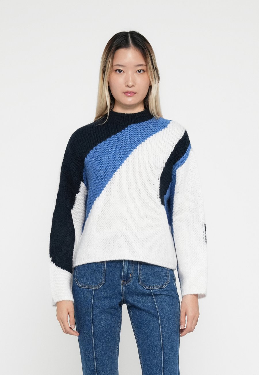 Джемпер JDY JDYDINEA O NECK MIX , Ecru/Flow/Total Eclipse/Off-White
Джемпер JDY JDYDINEA O NECK MIX , Ecru/Flow/Total Eclipse/Off-White