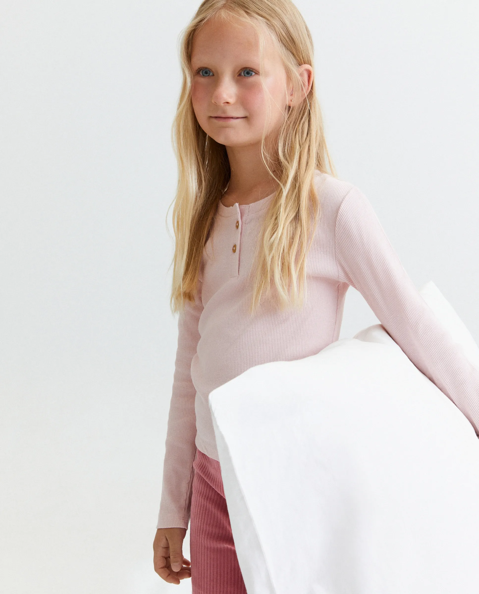 Детская длинная футболка с ребристым краем Cotton Juice, пастельно-розовый
Детская длинная футболка с ребристым краем Cotton Juice, пастельно-розовый