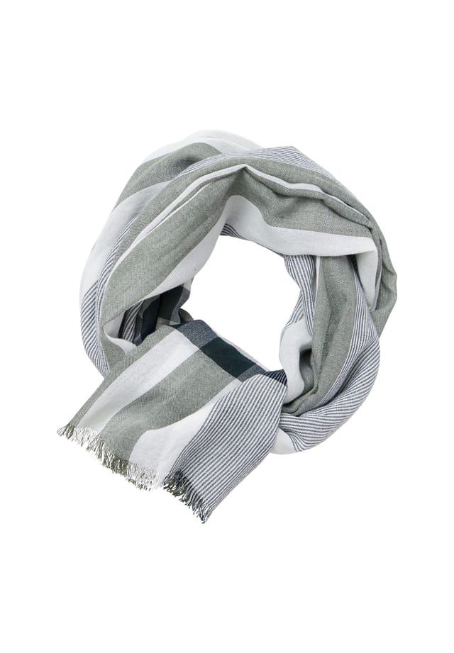 Простой шарф Casamoda, зеленый
Простой шарф Casamoda, зеленый