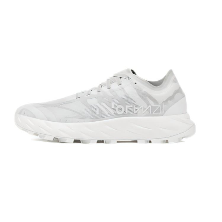 Износостойкие, дышащие, легкие низкие кроссовки для трейлраннинга Unisex NNormal, белый
Износостойкие, дышащие, легкие низкие кроссовки для трейлраннинга Unisex NNormal, белый