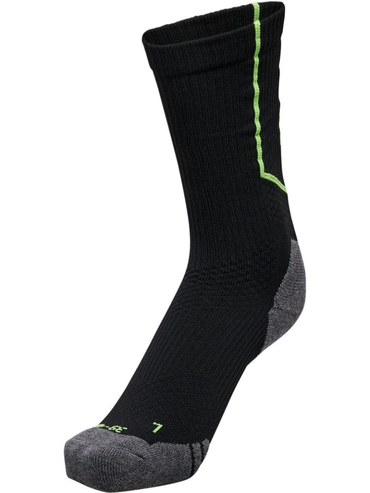 Носки Pro Training Socks Low Neon черного цвета Hummel
Носки Pro Training Socks Low Neon черного цвета Hummel
