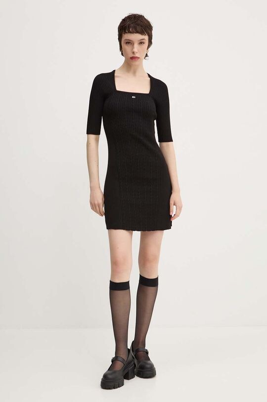 Платье Tommy Jeans, черный
Платье Tommy Jeans, черный