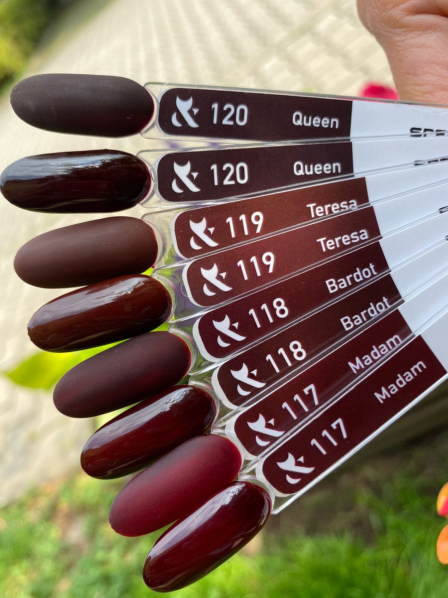 Гибридный лак FOX гель-лак золотой Spectrum 120, 7 мл
Гибридный лак FOX гель-лак золотой Spectrum 120, 7 мл