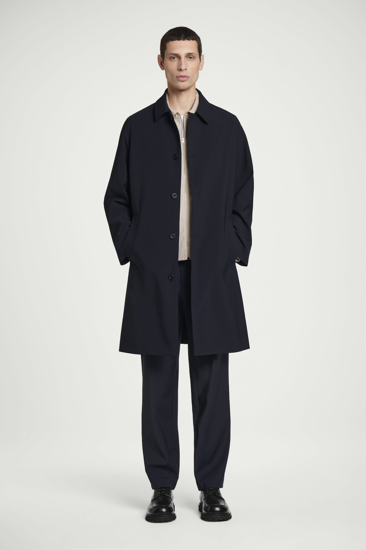 Прямые брюки из смесовой шерсти COS, темно-синий
Прямые брюки из смесовой шерсти COS, темно-синий