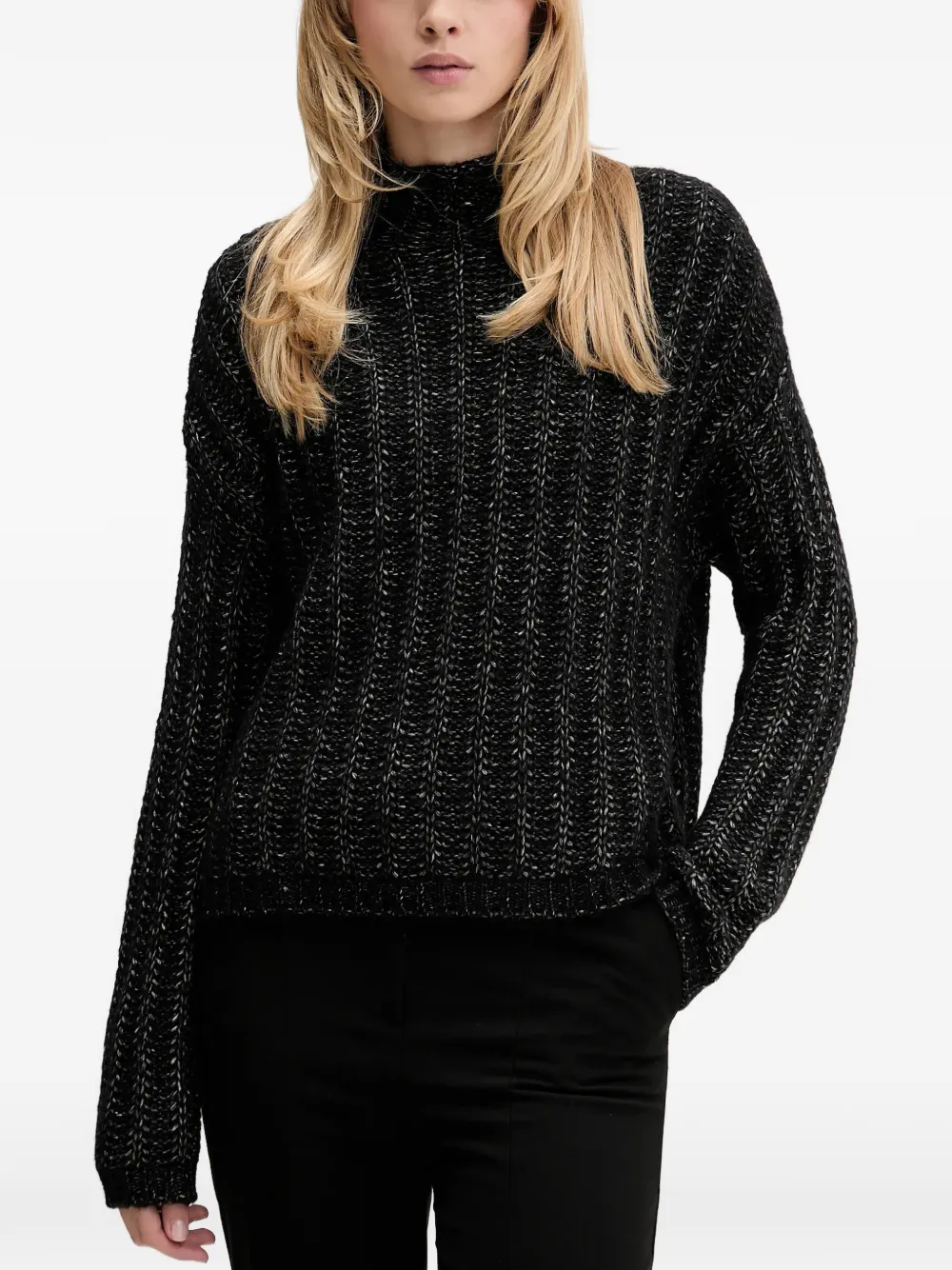 Свитер с высоким воротником Hugo, черный
Свитер с высоким воротником Hugo, черный