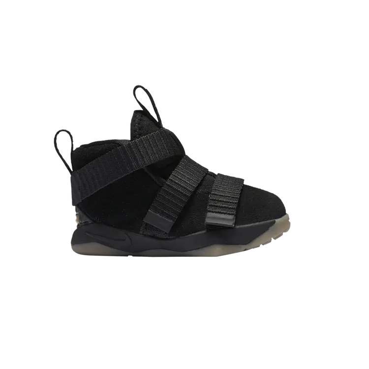 Кроссовки Nike LeBron Soldier 11 TD Black Gum, черный
Кроссовки Nike LeBron Soldier 11 TD Black Gum, черный